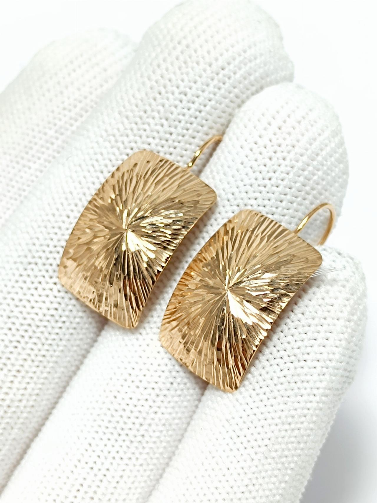 Золотые серьги женские