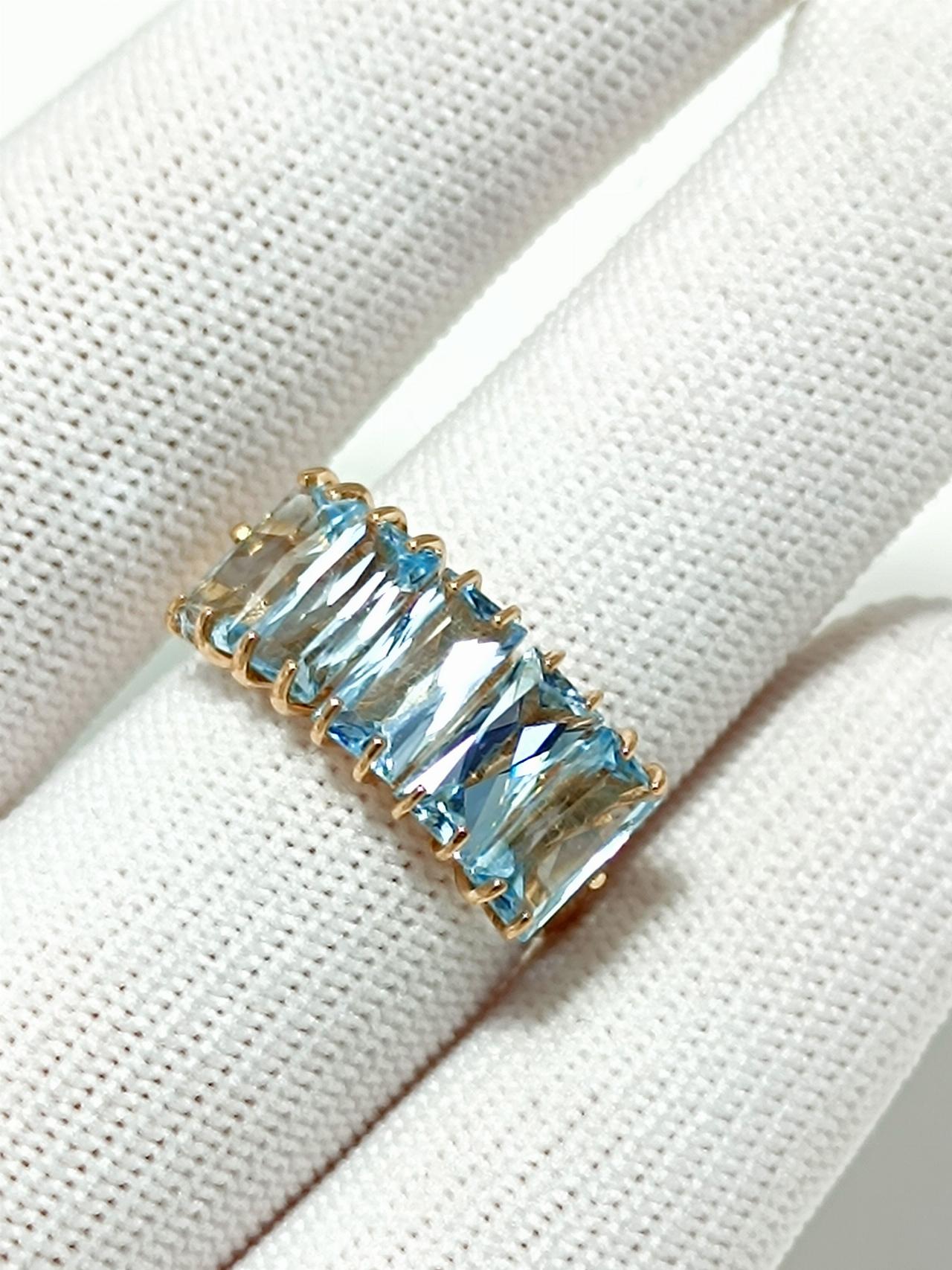 Золотое кольцо женское