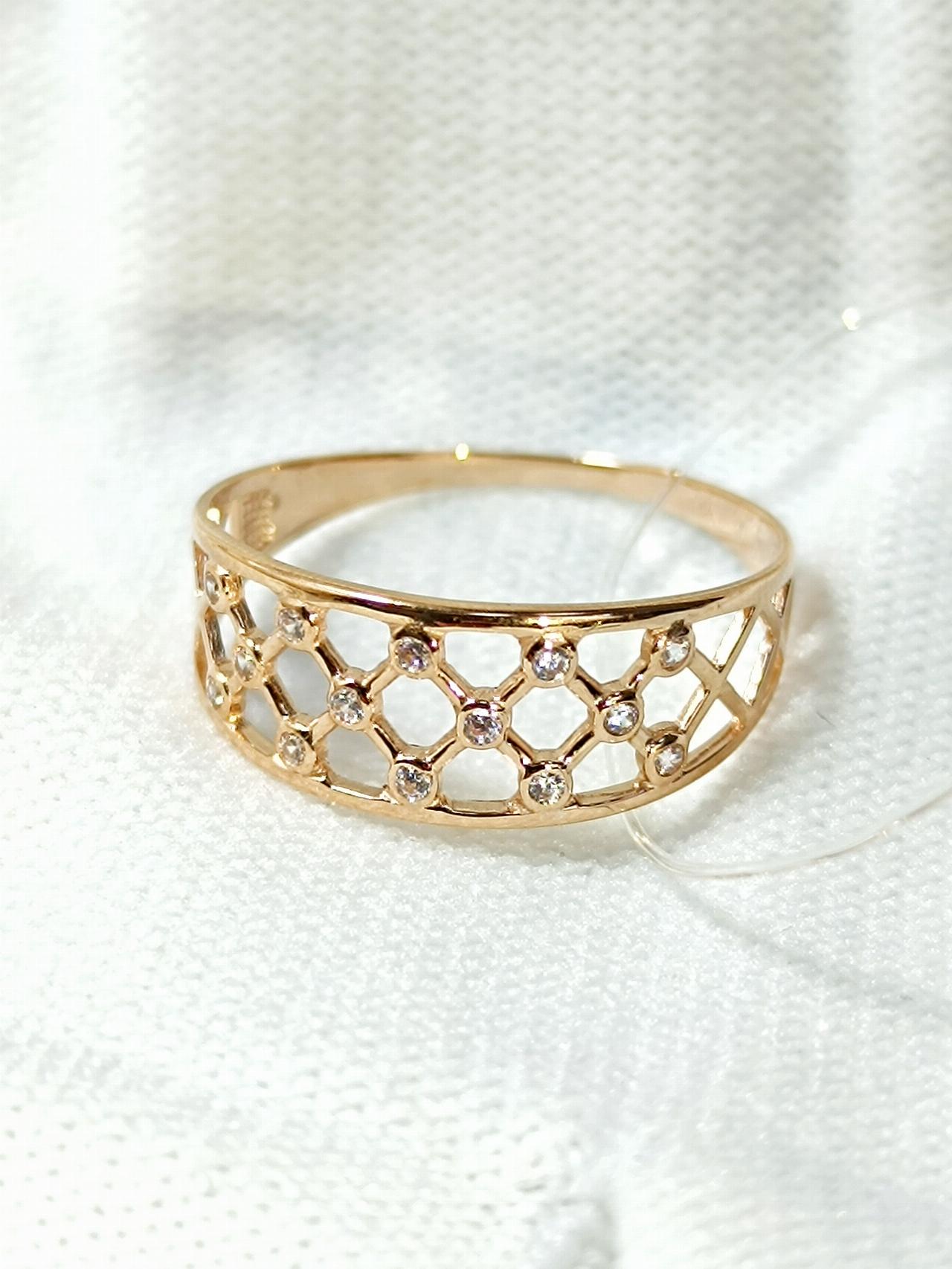 Золотое кольцо женское