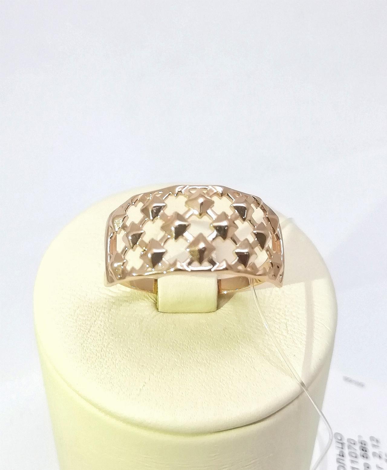 Золотое кольцо женское