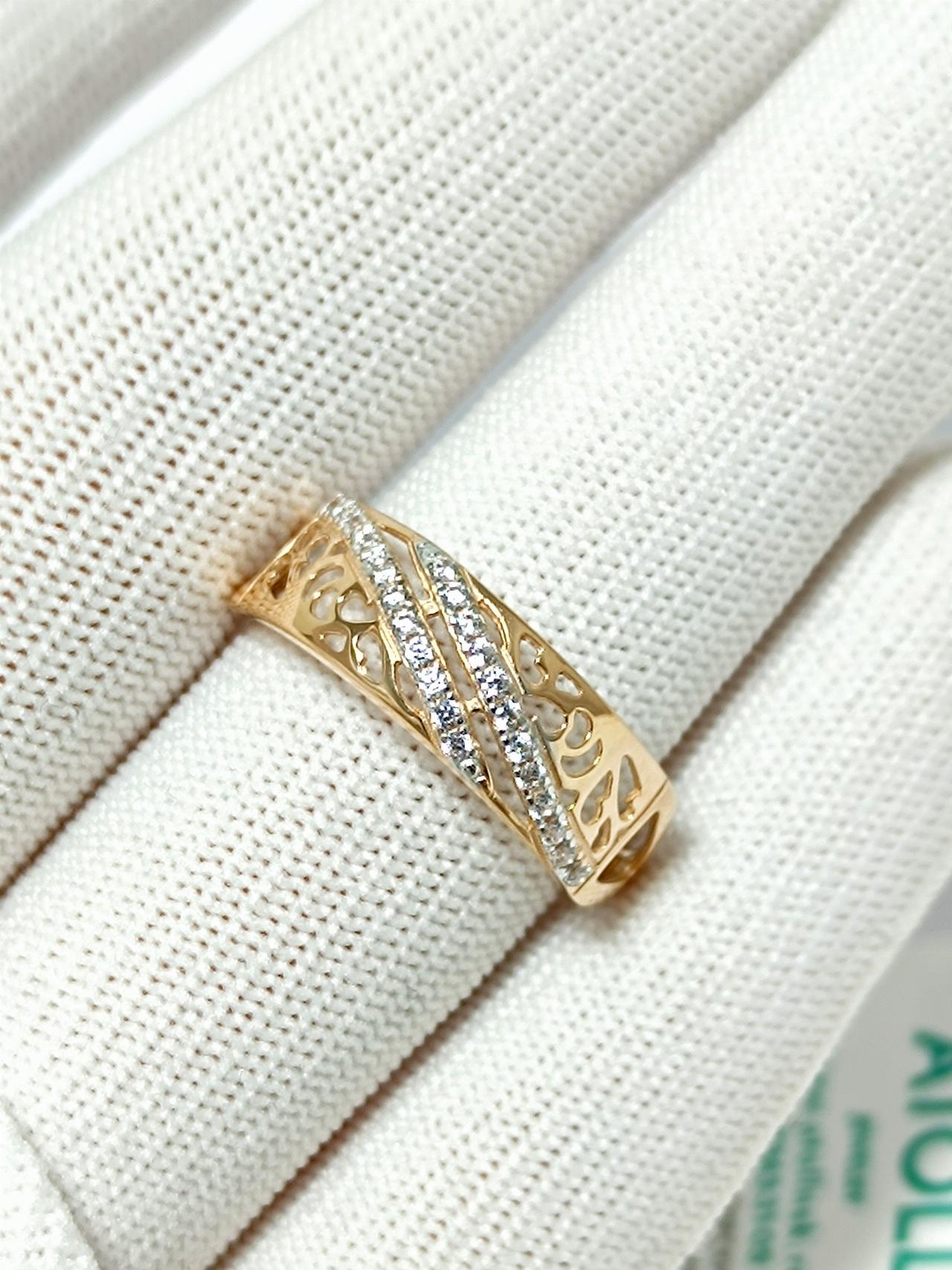 Золотое кольцо женское