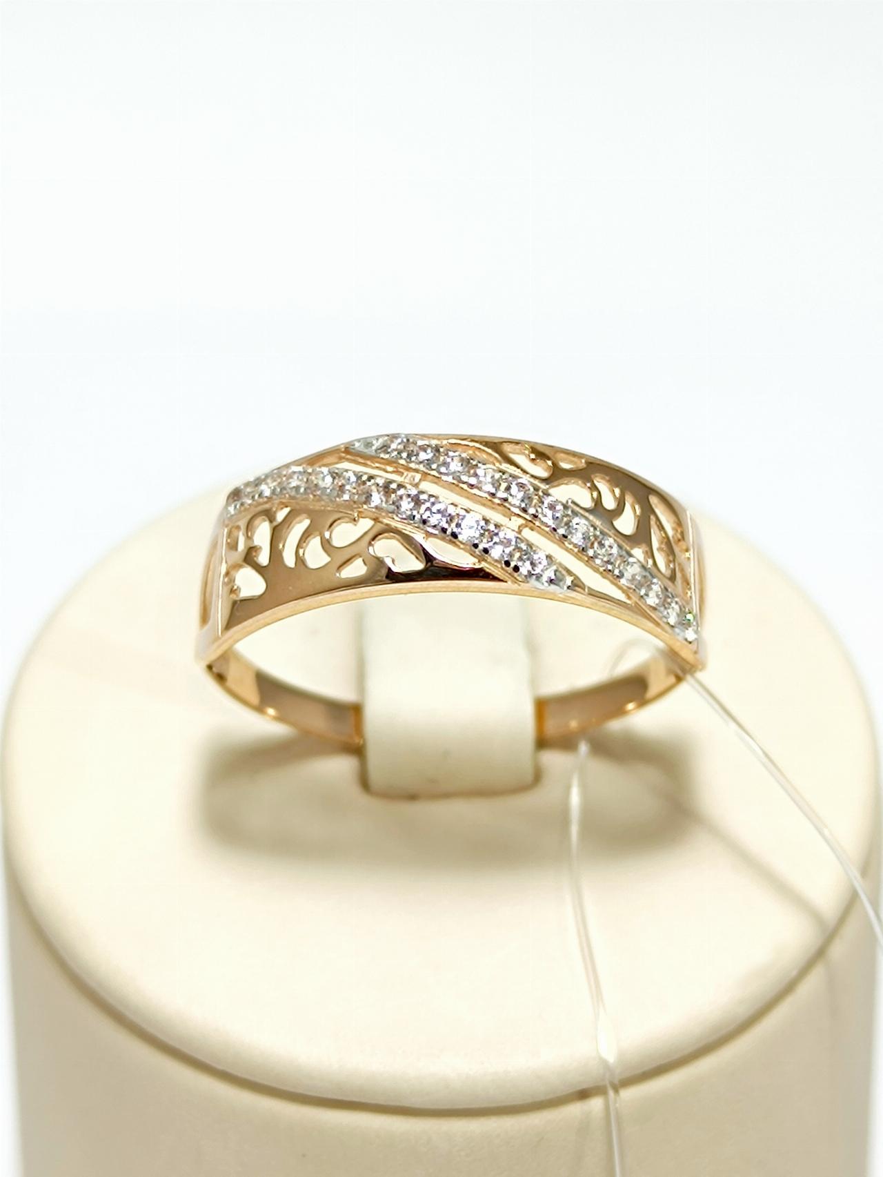 Золотое кольцо женское