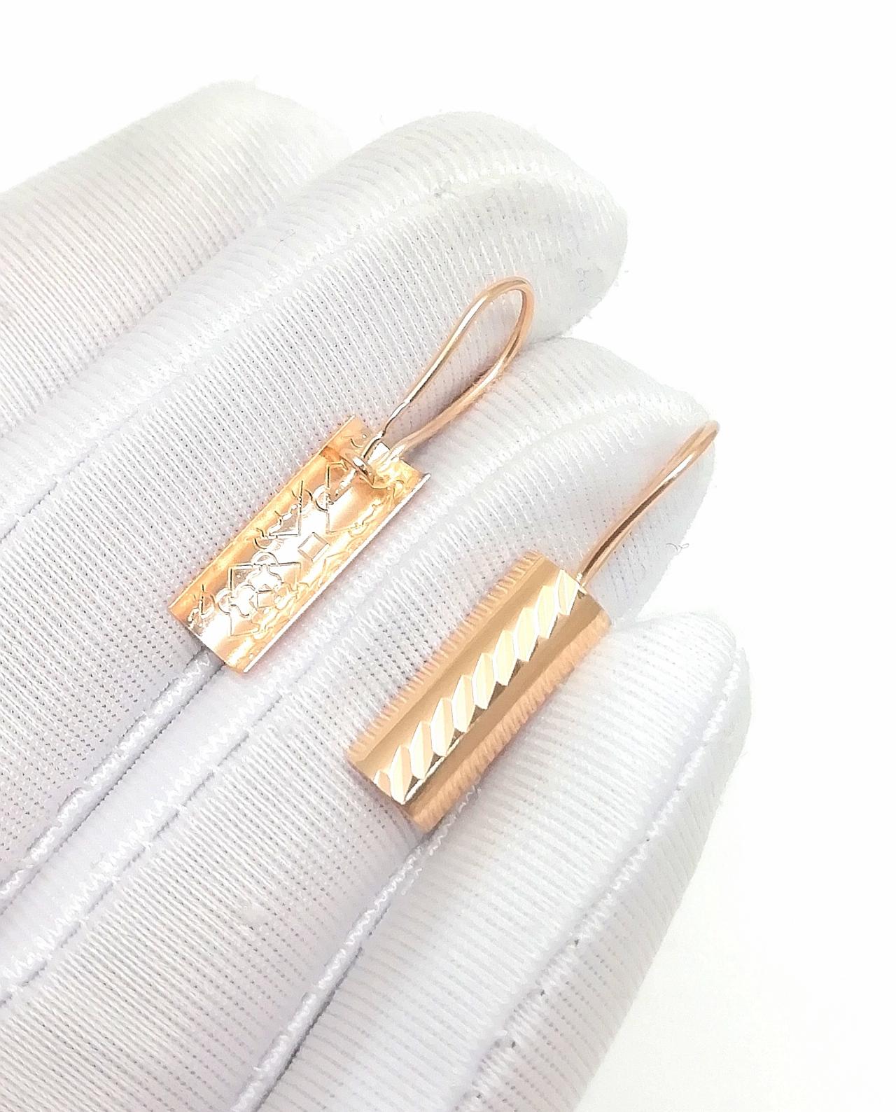 Золотые серьги пластины