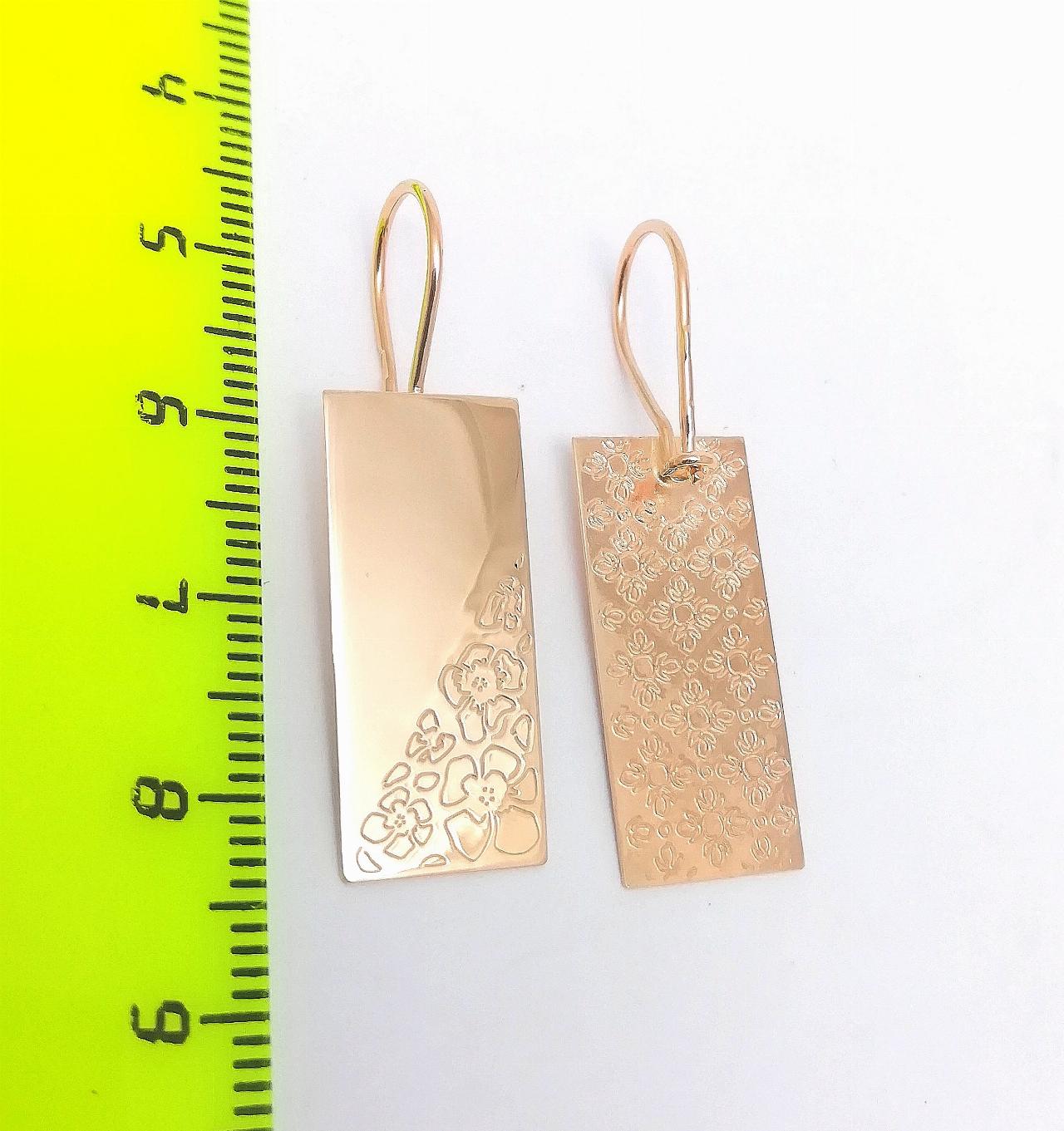 Золотые серьги пластины