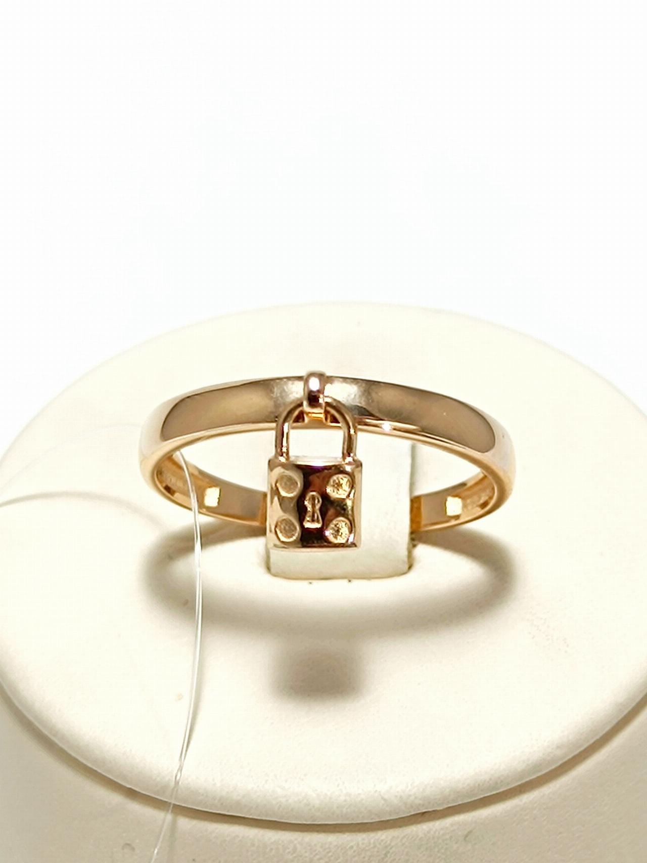 Золотое кольцо женское