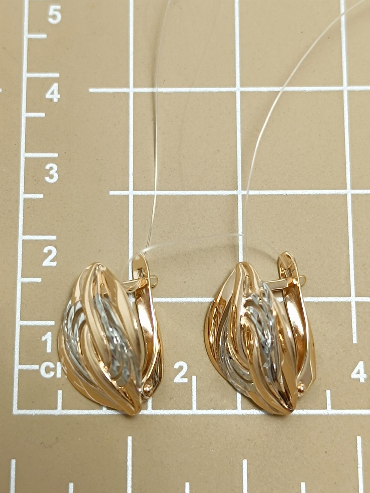 Золотые серьги женские