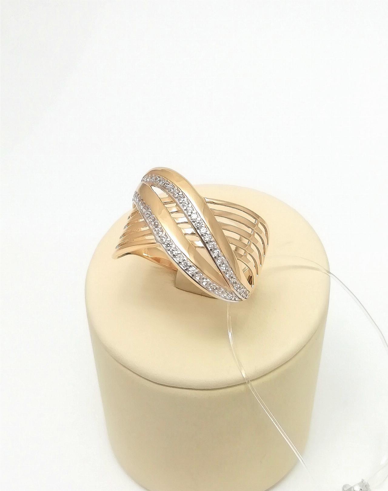 Золотое кольцо женское