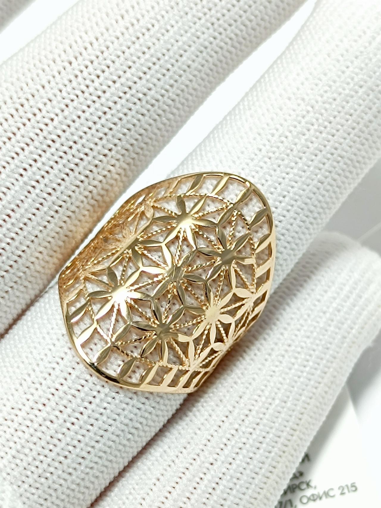 Золотое кольцо женское