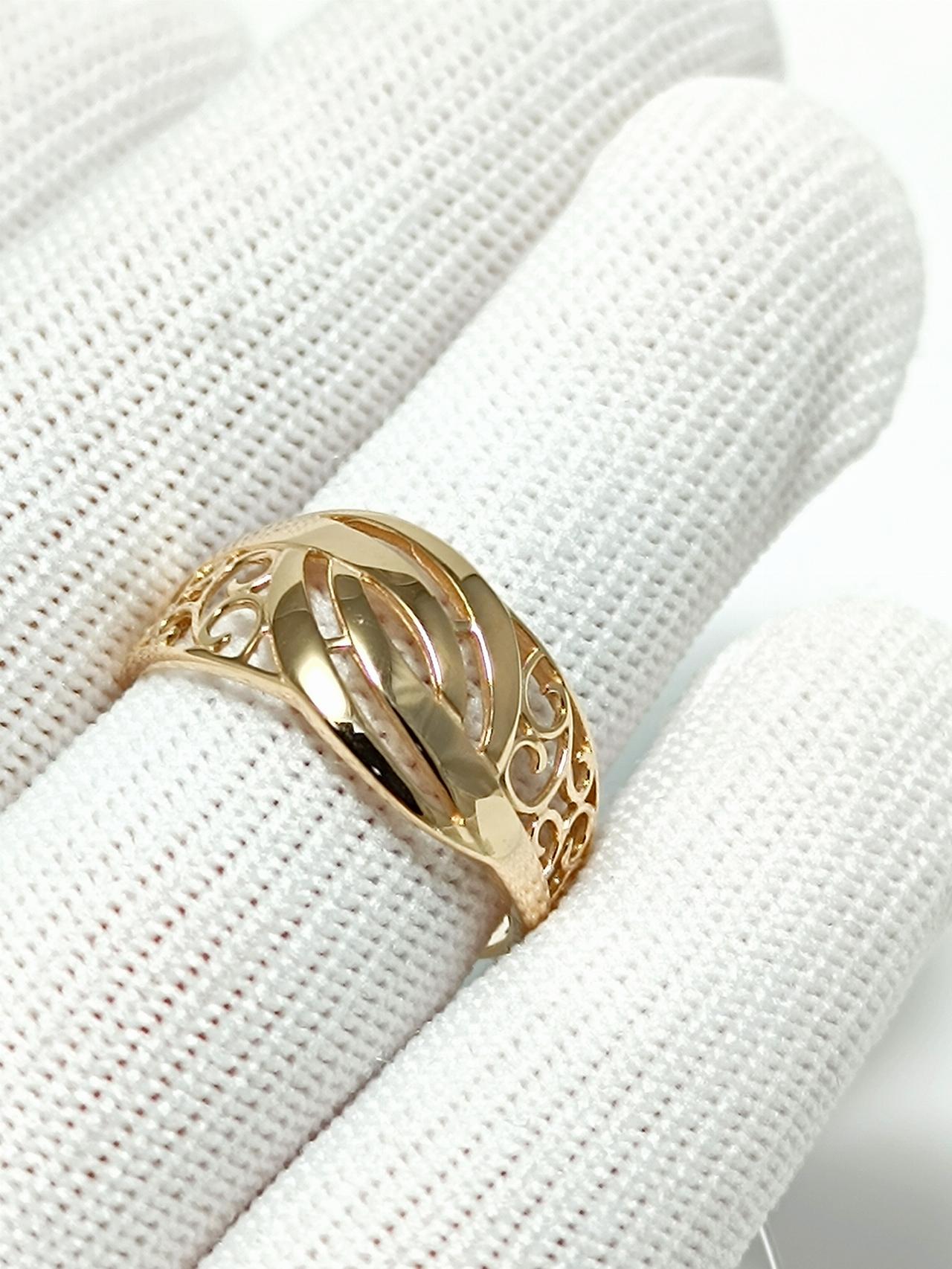 Золотое кольцо женское