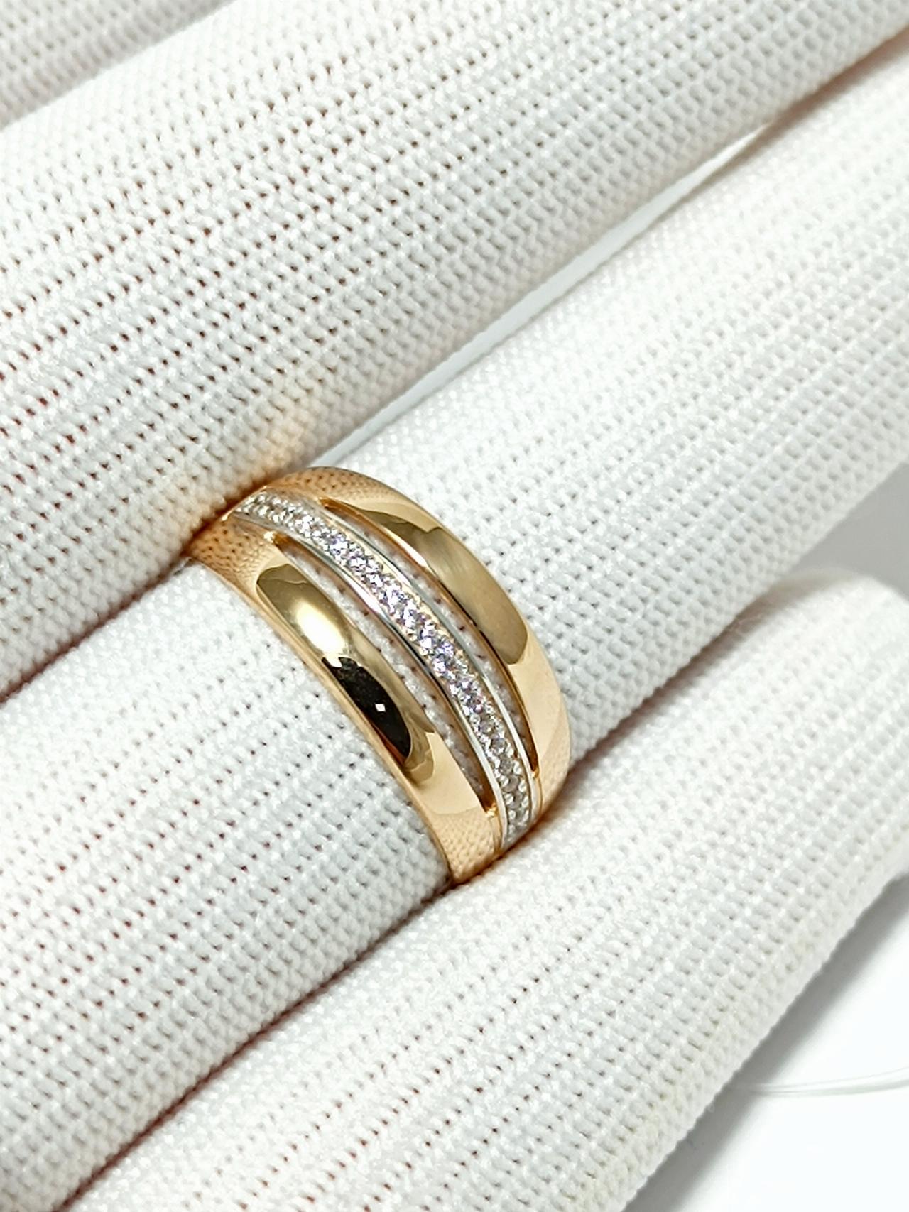 Золотое кольцо женское