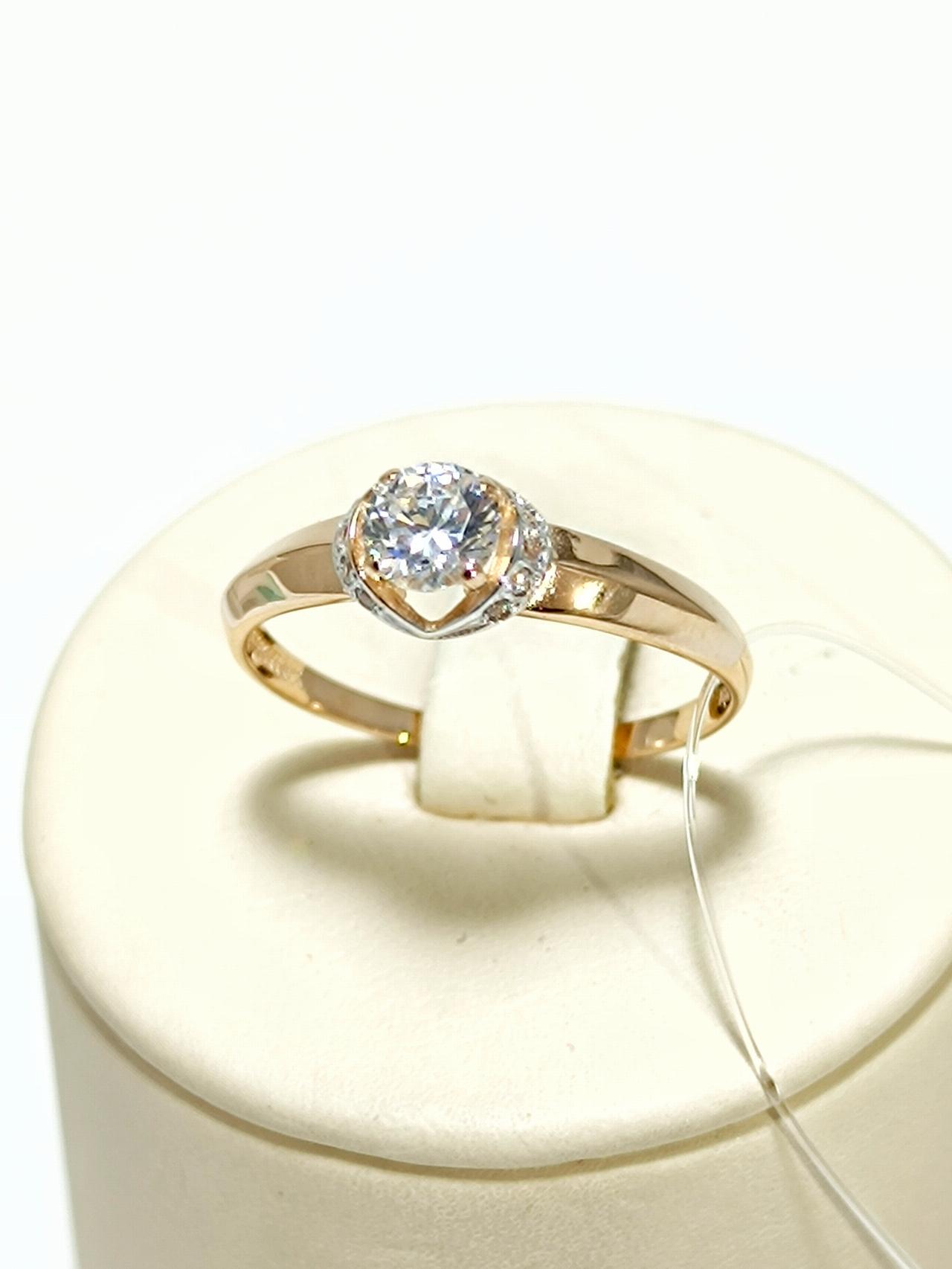 Золотое кольцо женское