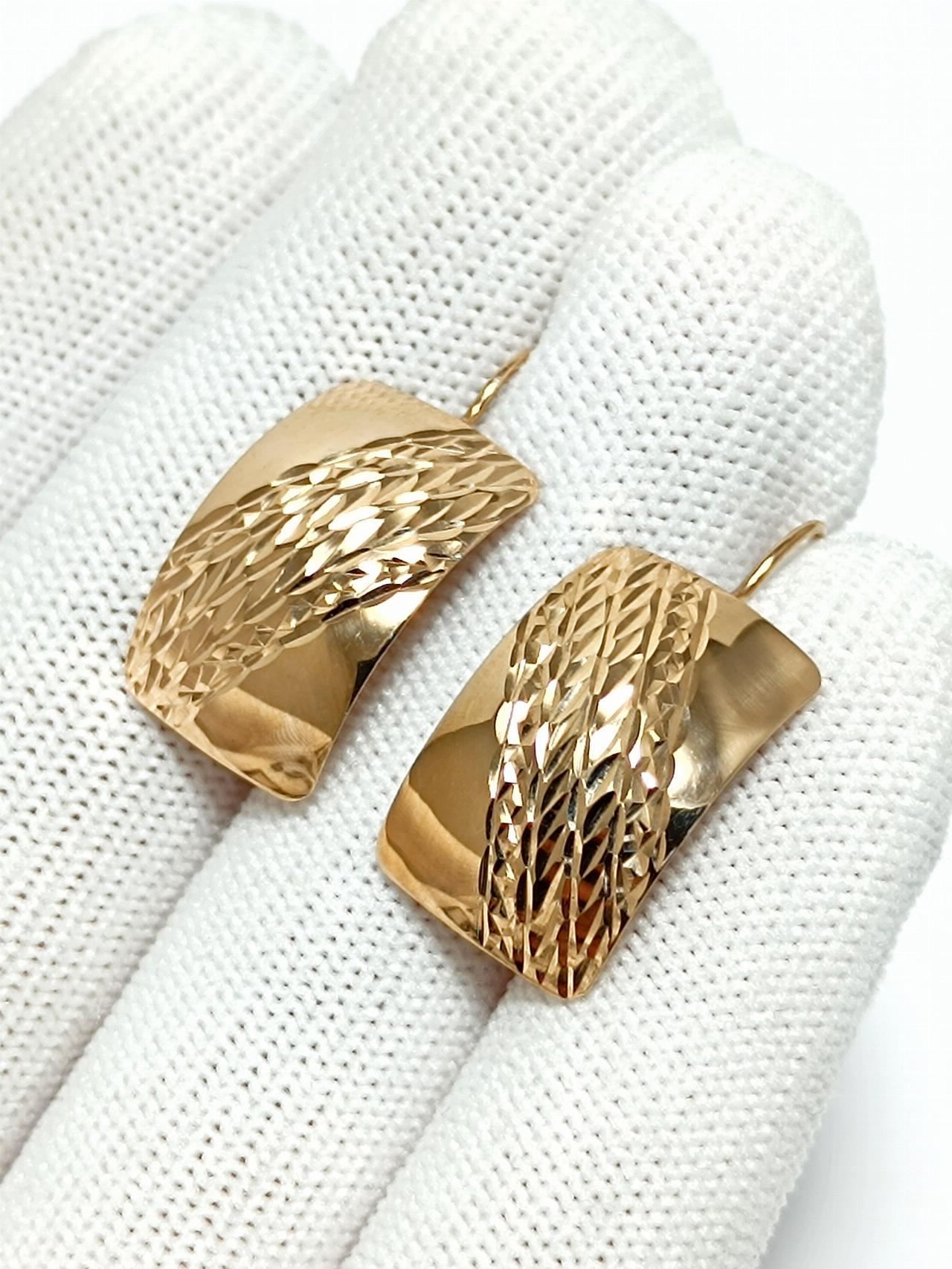 Золотые серьги женские