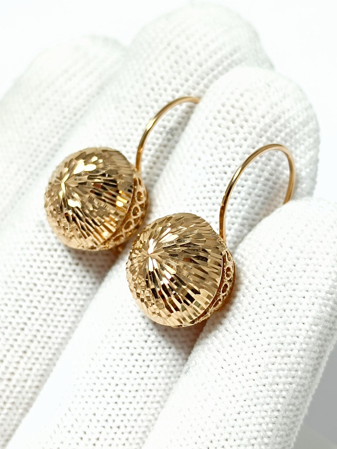 Золотые серьги шары