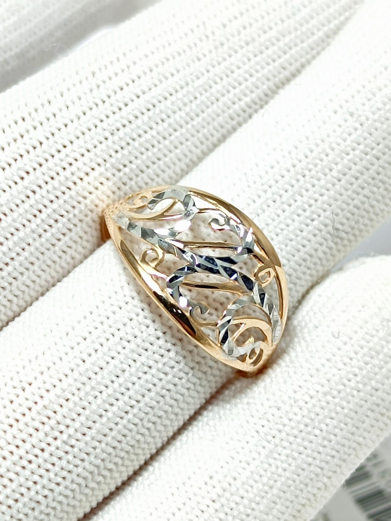 Золотое кольцо женское