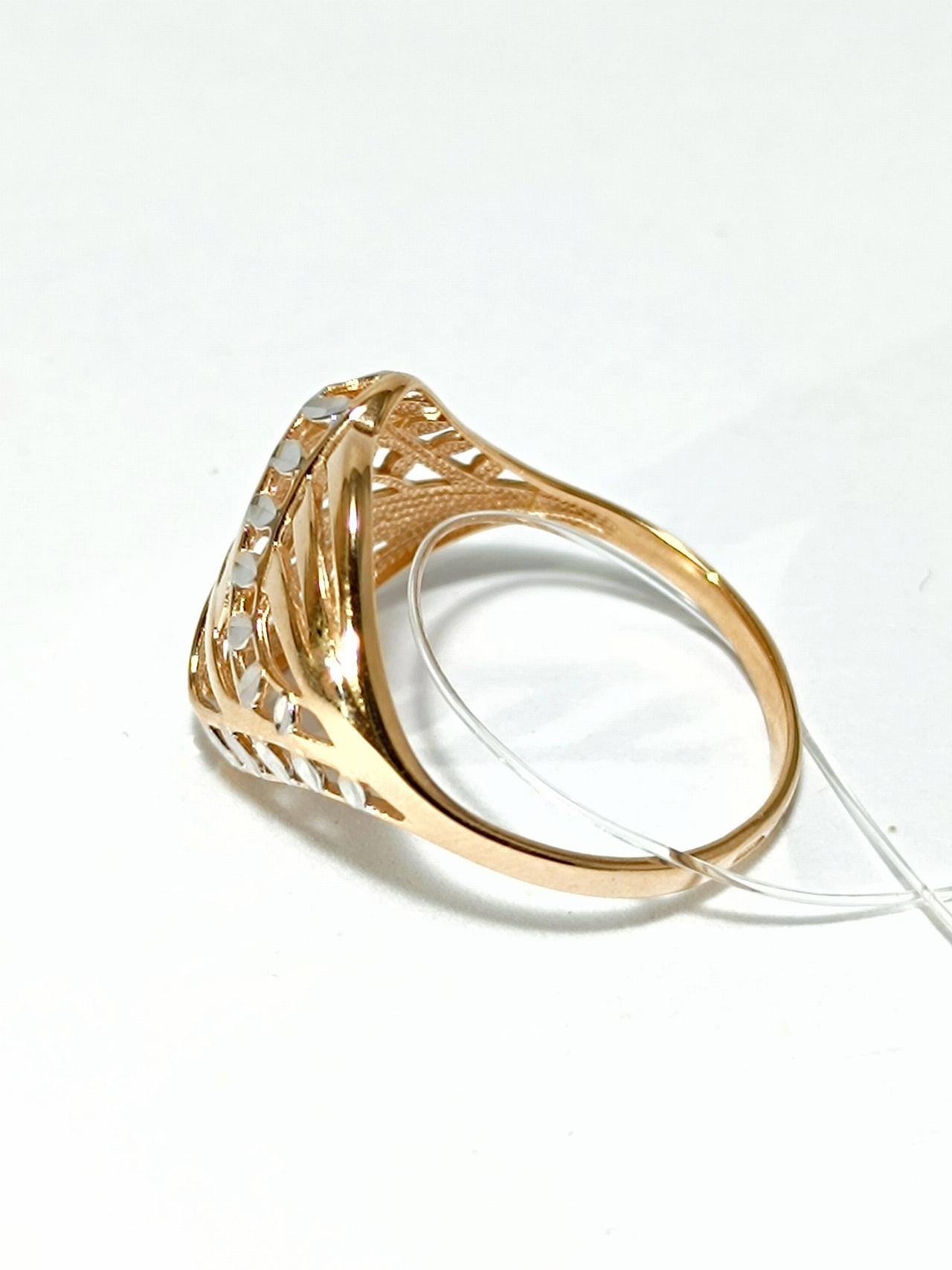 Золотое кольцо женское