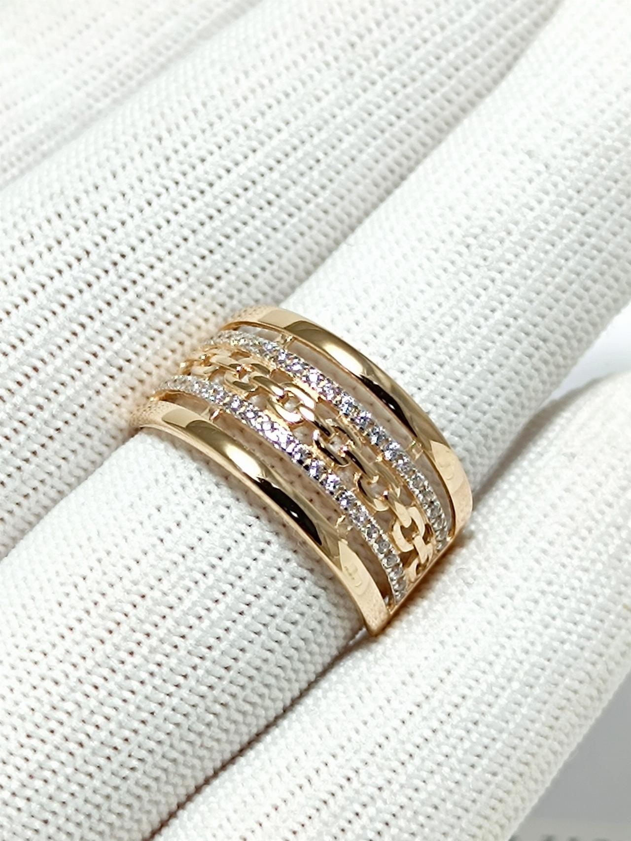 Золотое кольцо женское