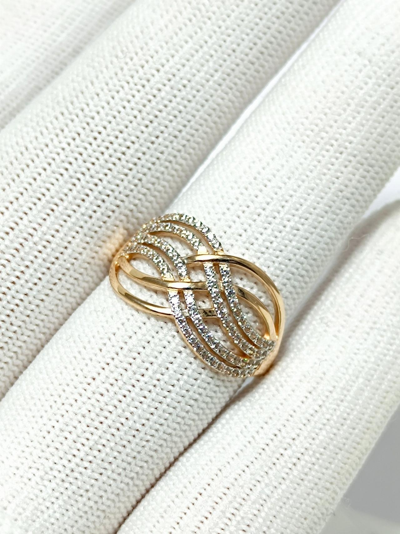 Золотое кольцо женское