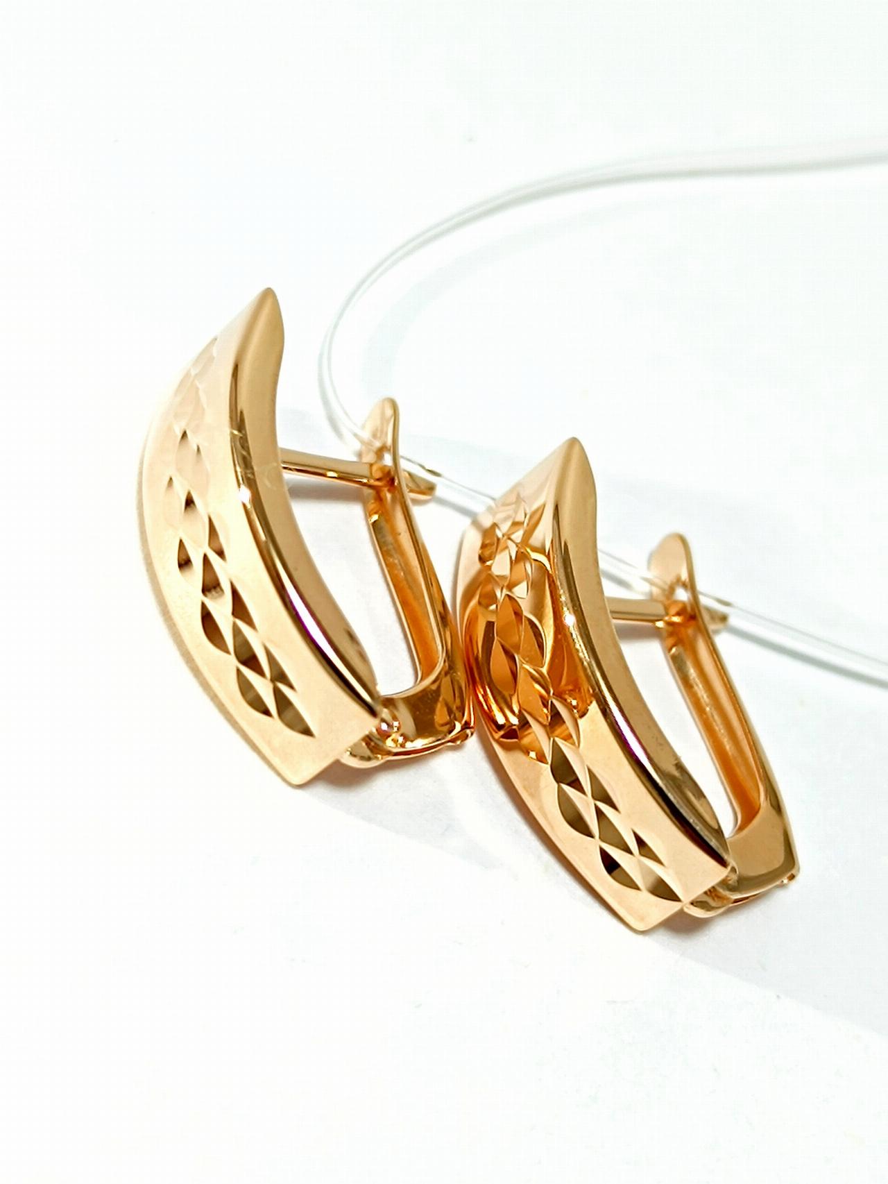 Золотые серьги женские