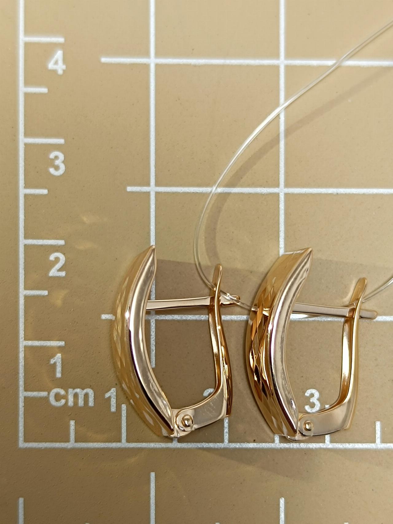 Золотые серьги женские