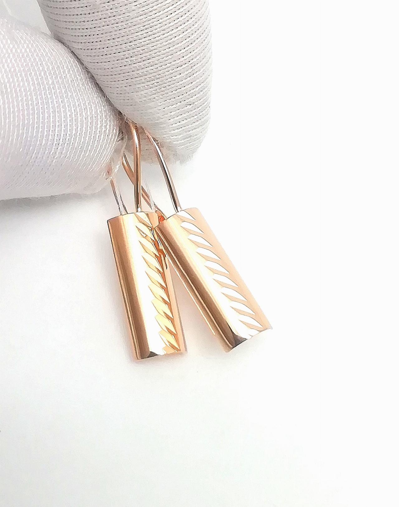 Золотые серьги пластины