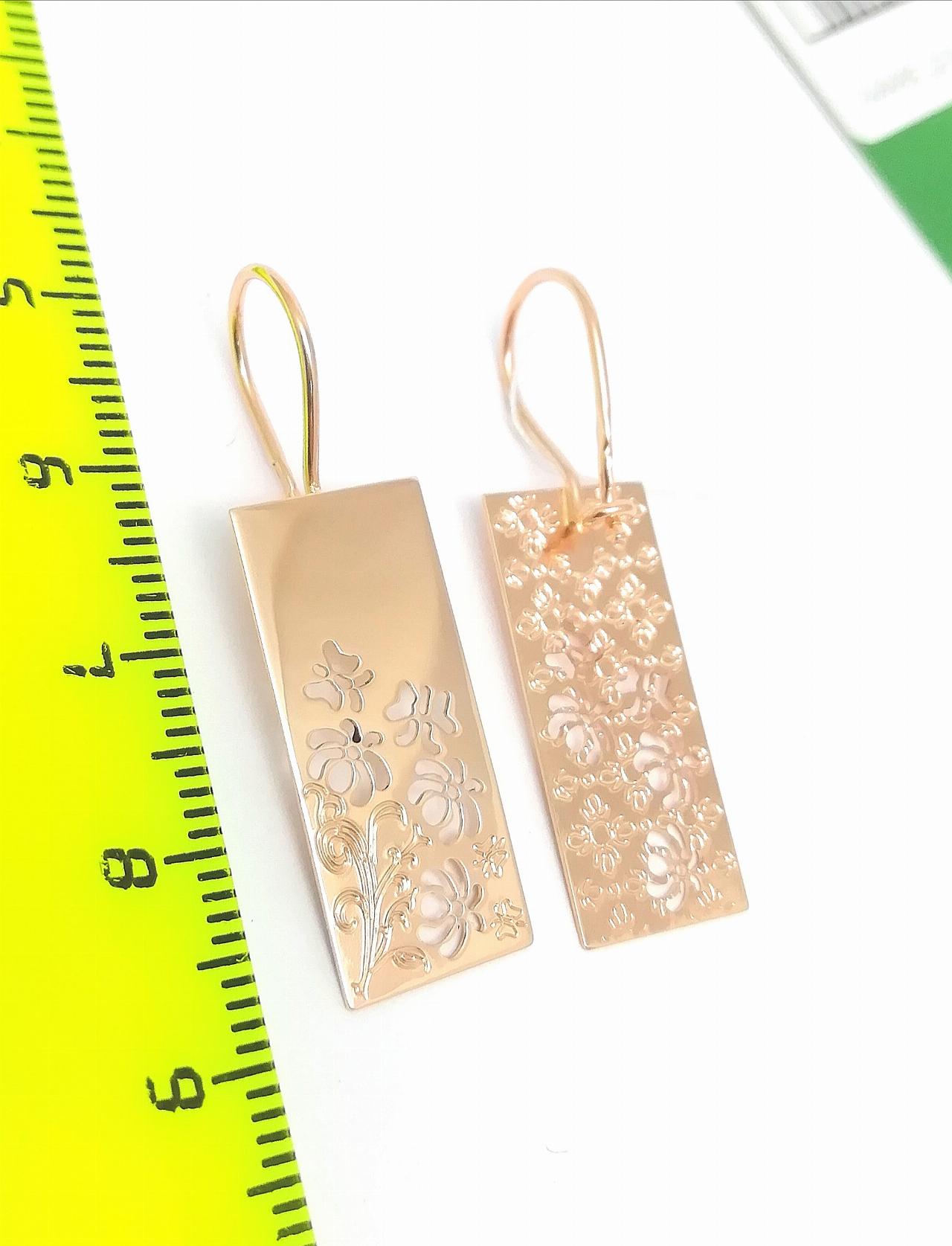 Золотые серьги пластины