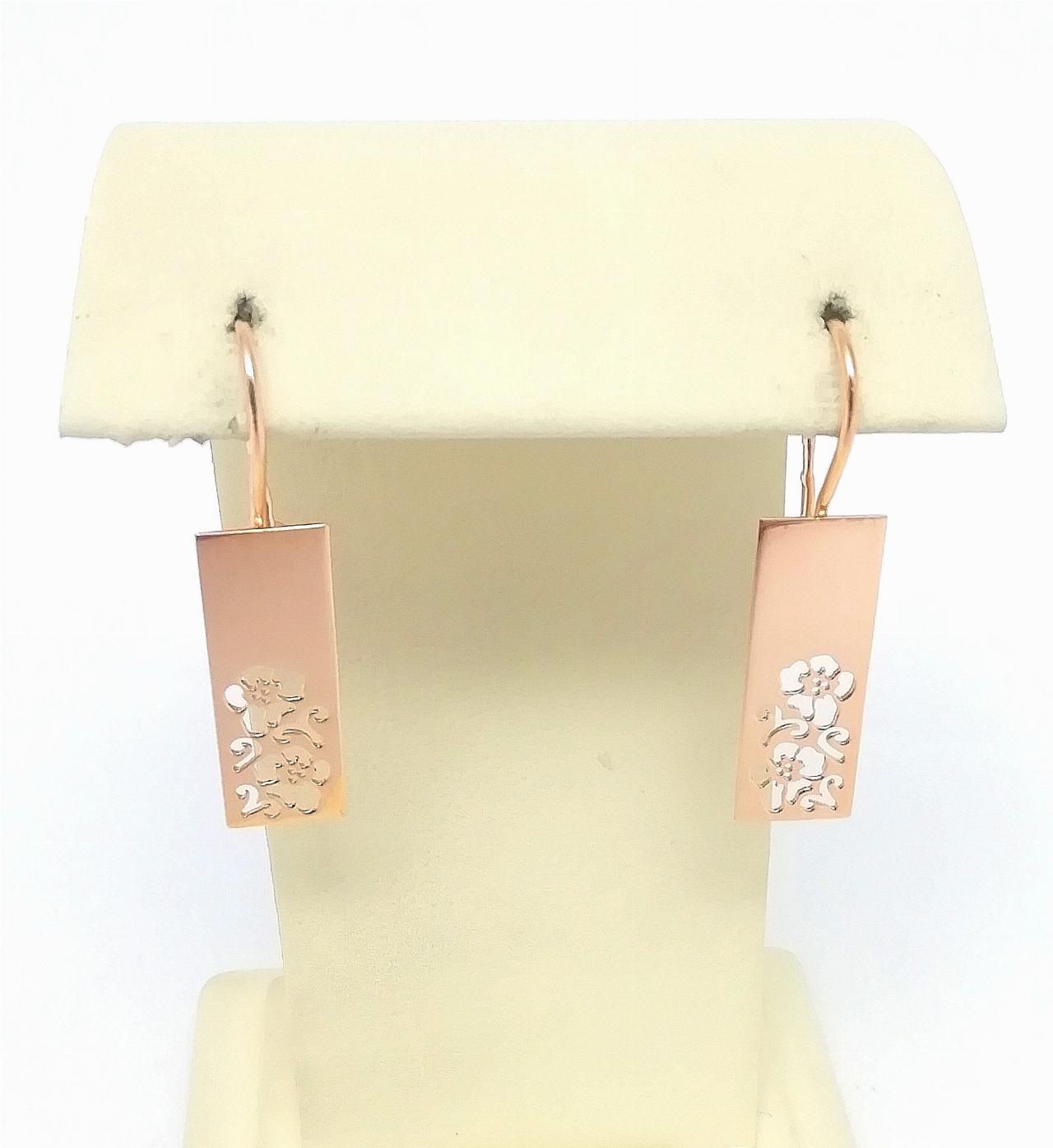 Золотые серьги пластины