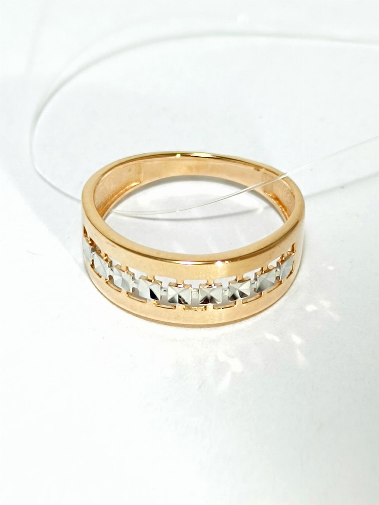 Золотое кольцо женское