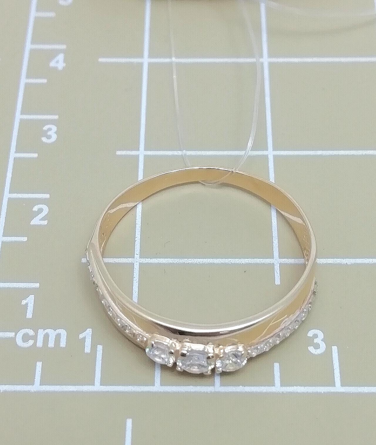 Золотое кольцо женское