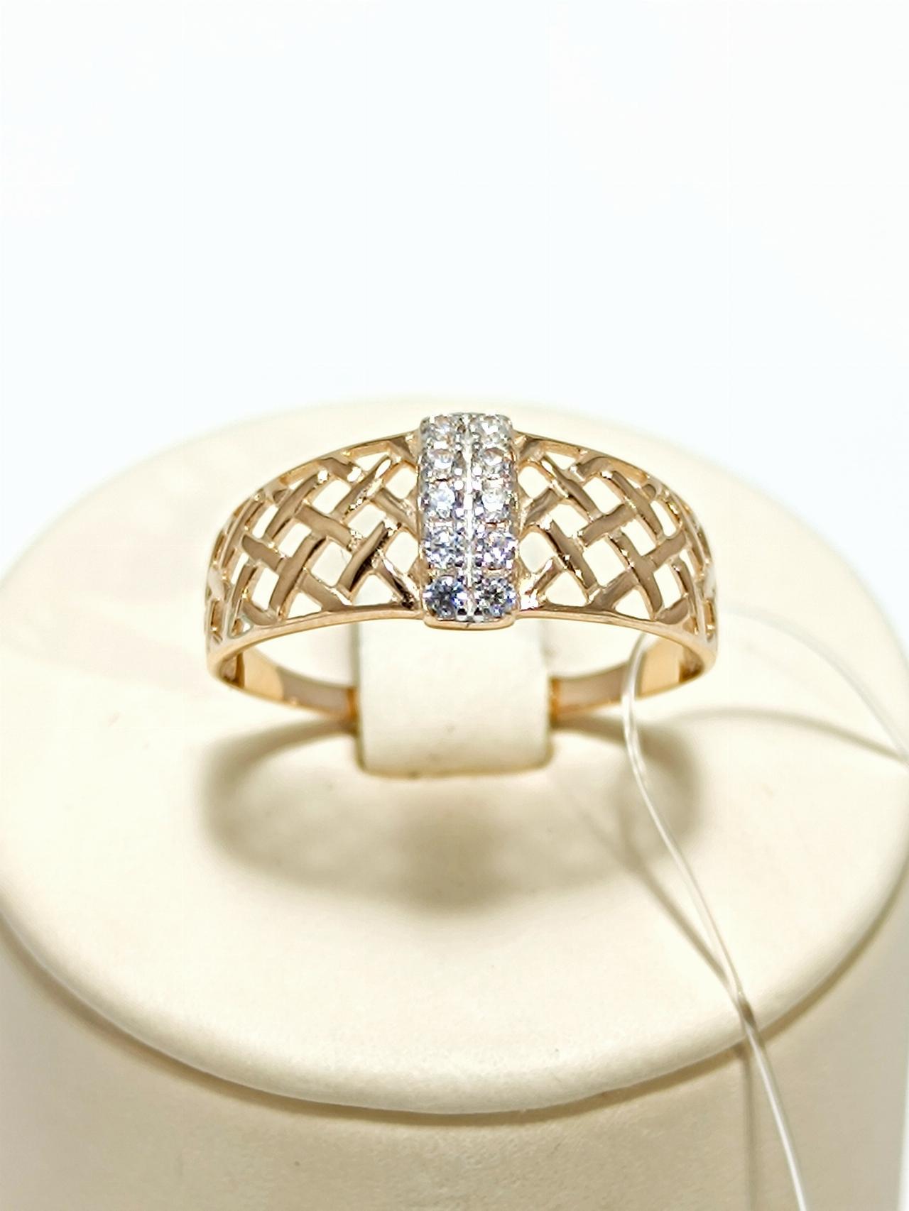 Золотое кольцо женское