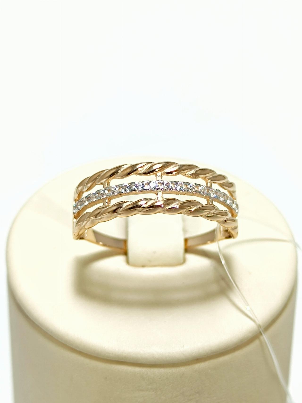 Золотое кольцо женское